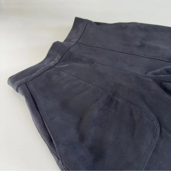 Wilfred High Waist Black Suede Shorts - Picture 3 of 9